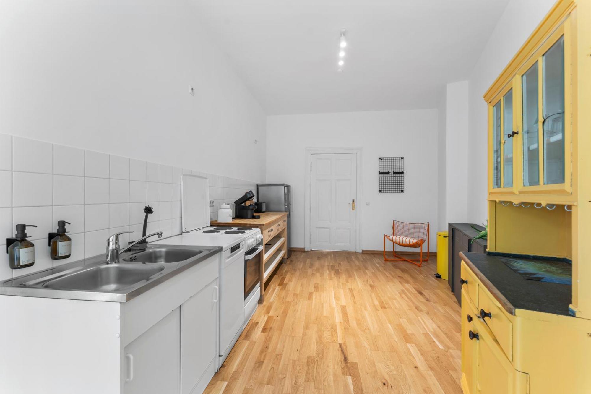 Stylish 120Sqm Appartment In Berlin-Mitte Eksteriør billede