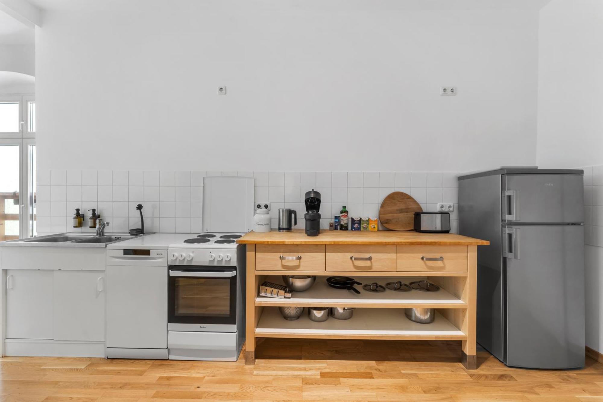 Stylish 120Sqm Appartment In Berlin-Mitte Eksteriør billede